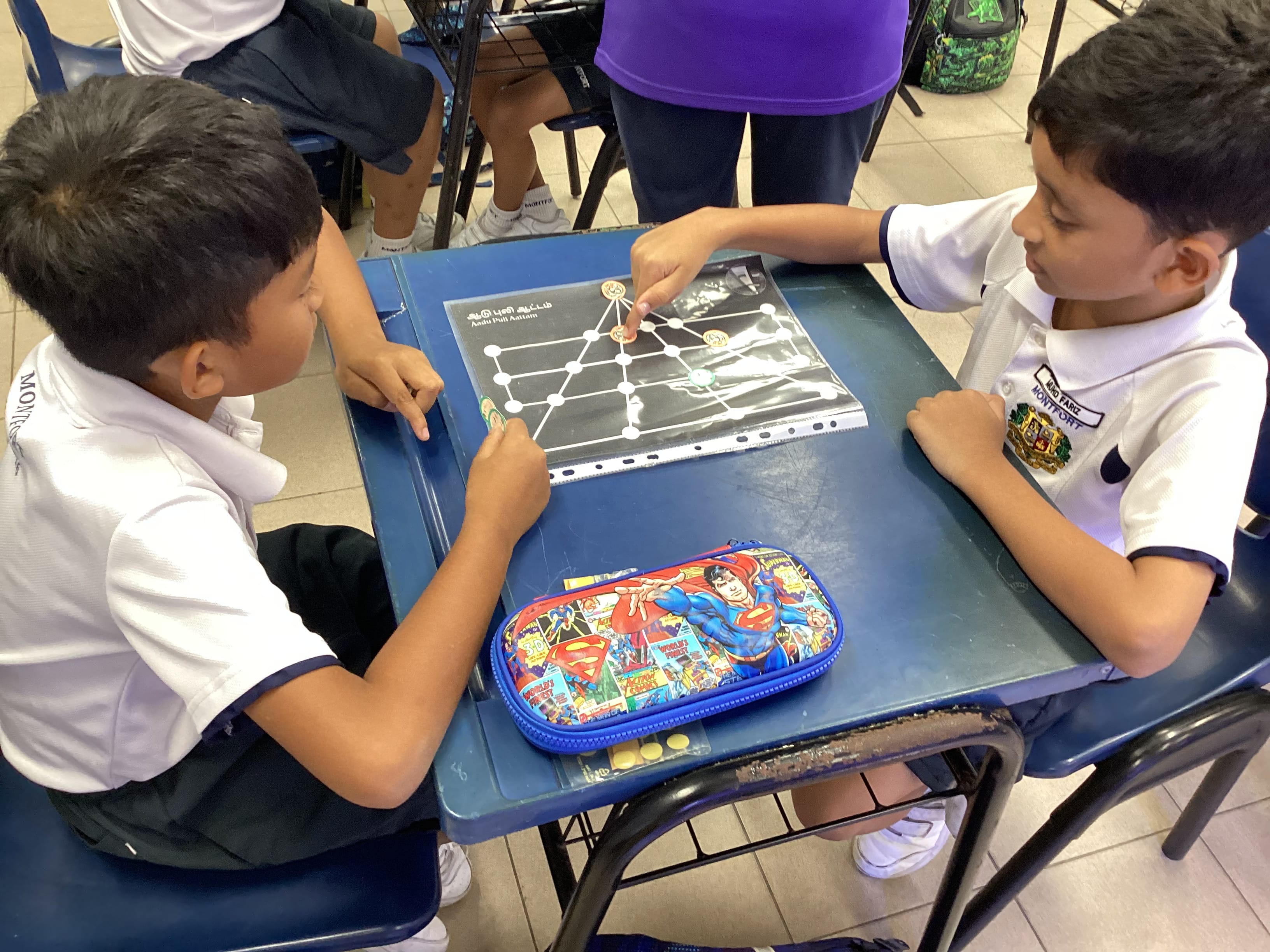 Primary 3 Mother Tongue Fortnight Activity- Aadu Puli Aatam